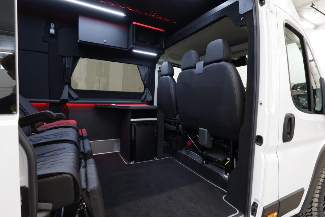 PEUGEOT BOXER 2025