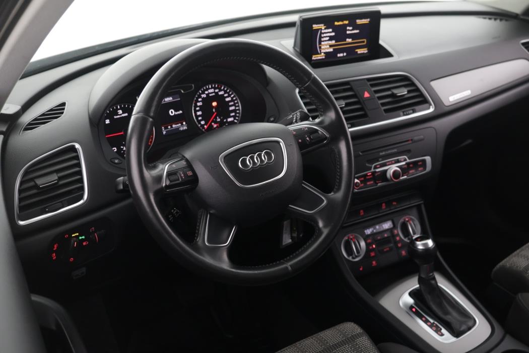 AUDI Q3 2012