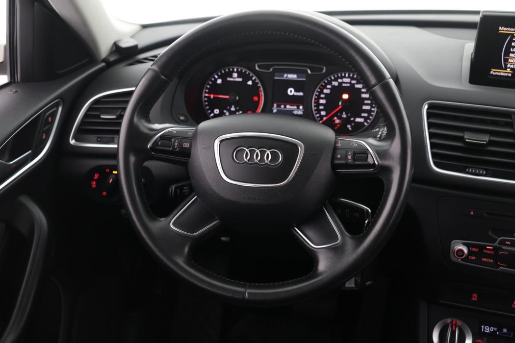 AUDI Q3 2012