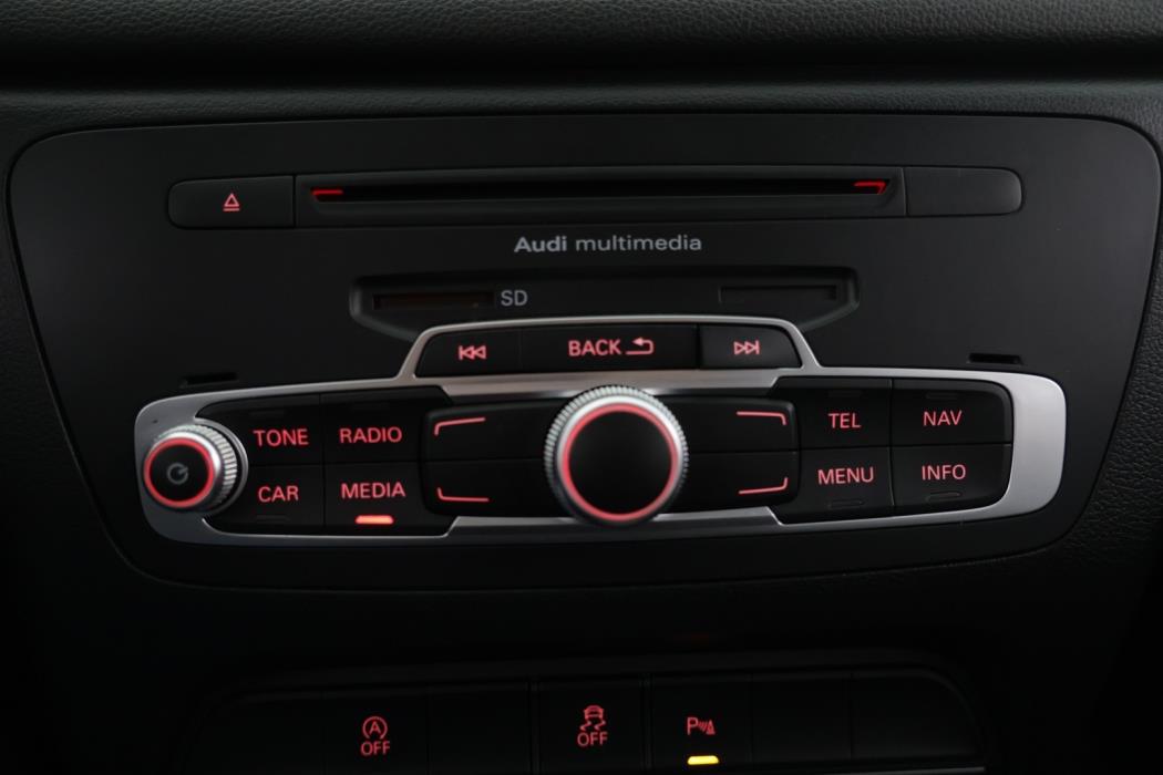 AUDI Q3 2012