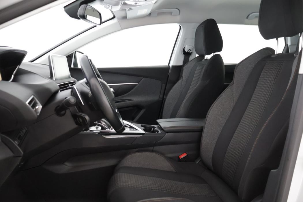 PEUGEOT 5008 2019