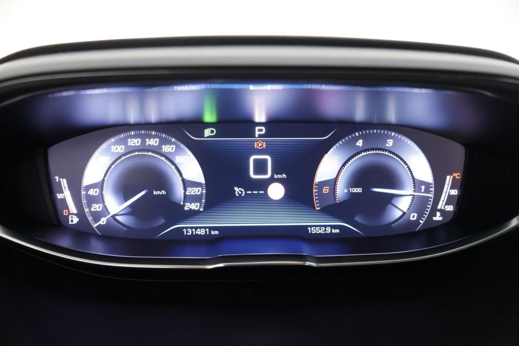 PEUGEOT 5008 2019