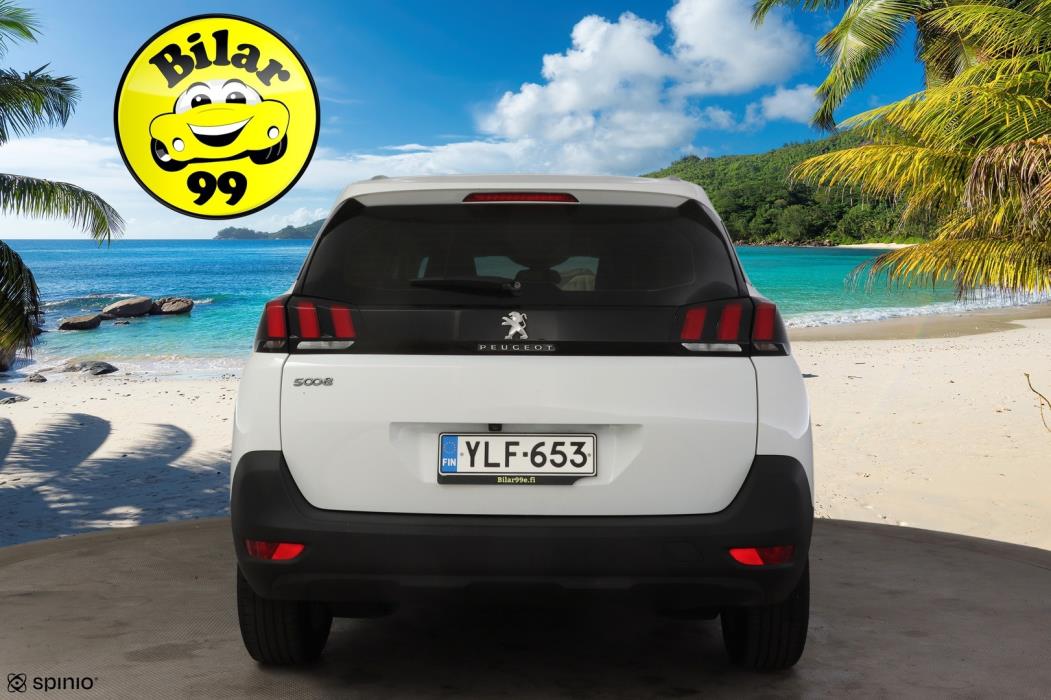 PEUGEOT 5008 2019
