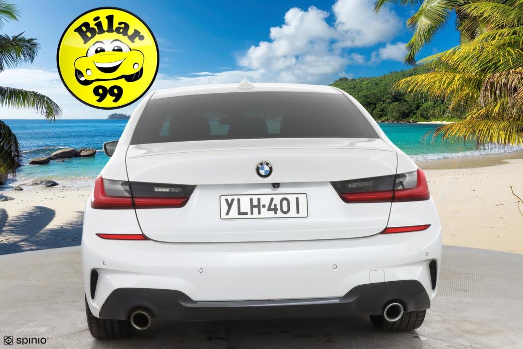 BMW 330 2019