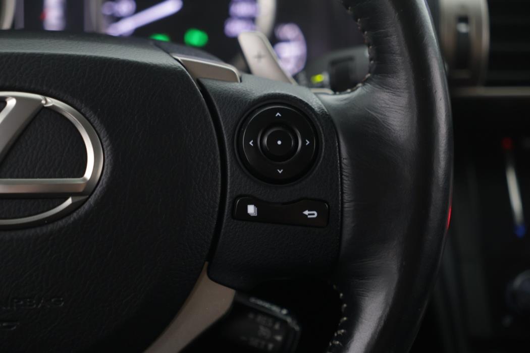 LEXUS IS 2013