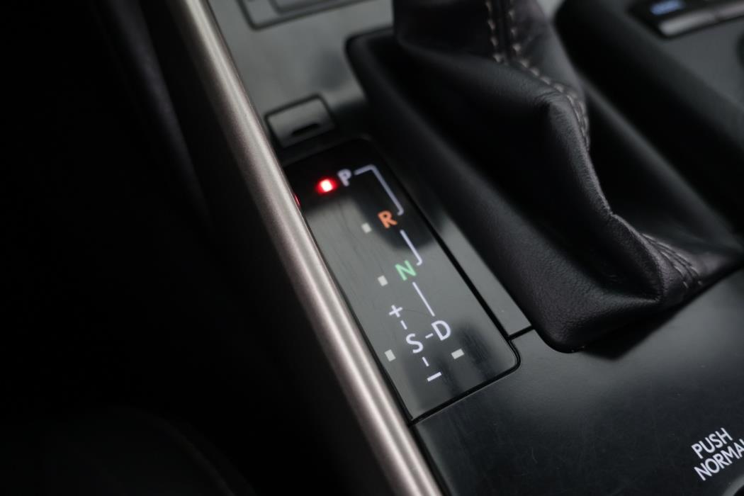 LEXUS IS 2013