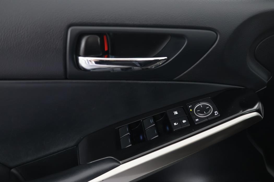 LEXUS IS 2013