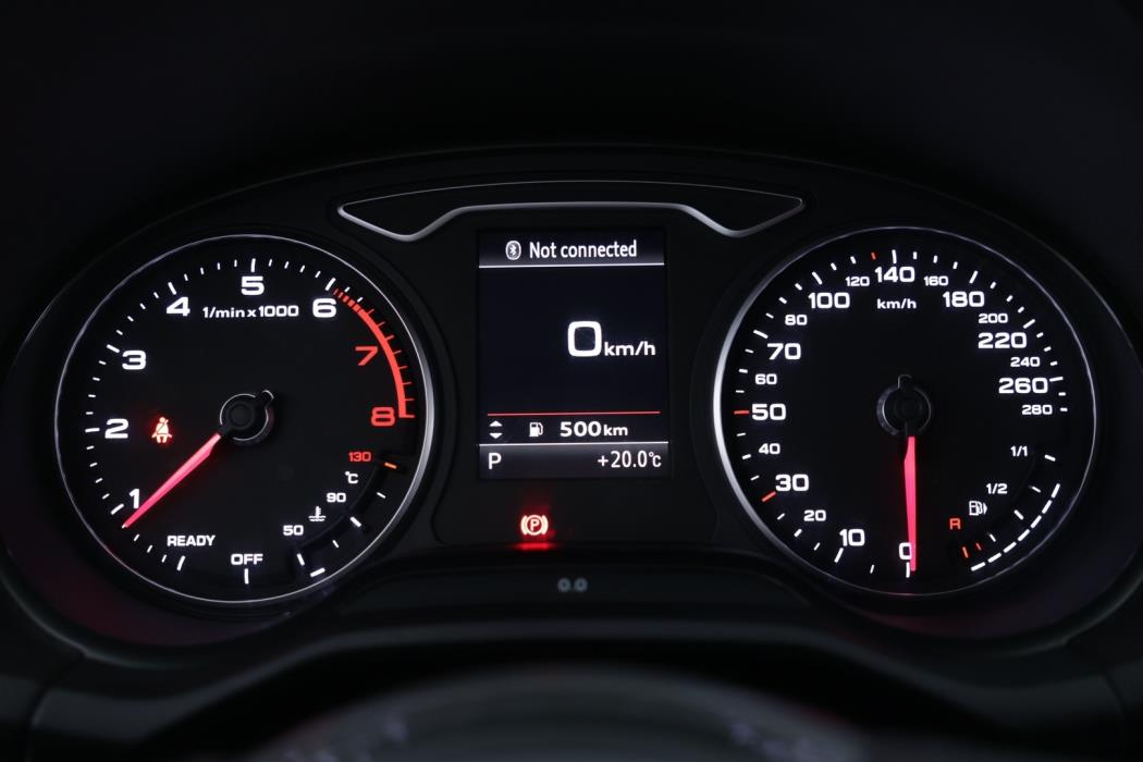 AUDI Q2 2017