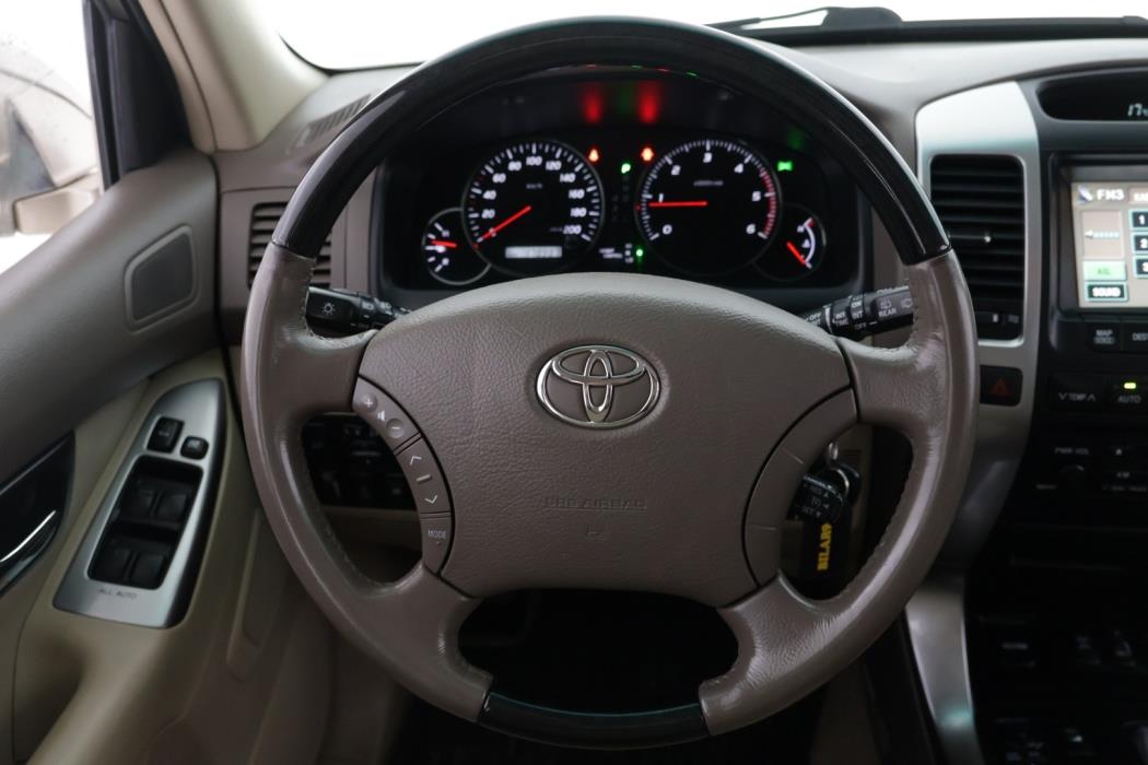 TOYOTA Land Cruiser 2009