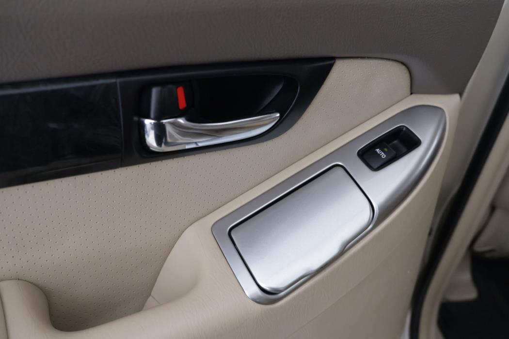 TOYOTA Land Cruiser 2009