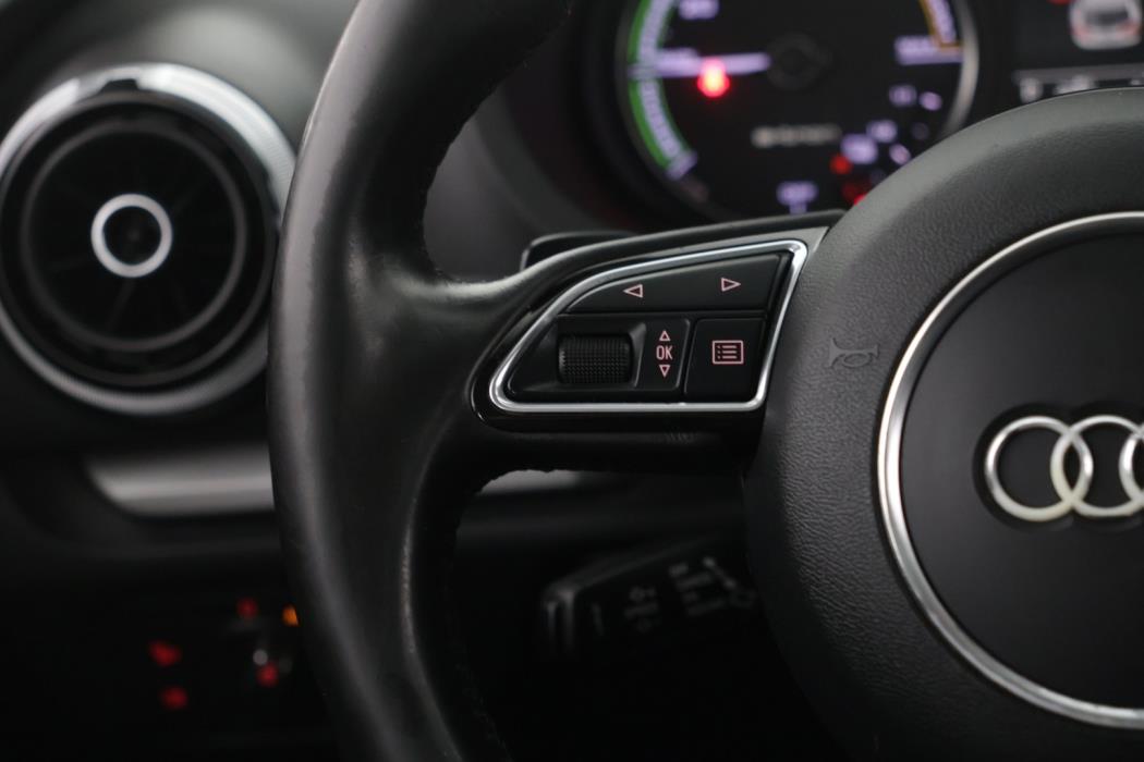 AUDI A3 2015