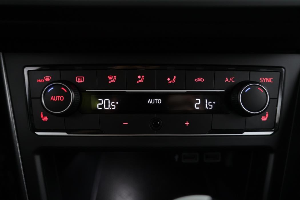 VOLKSWAGEN Polo 2020