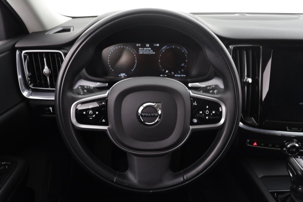VOLVO V60 2020
