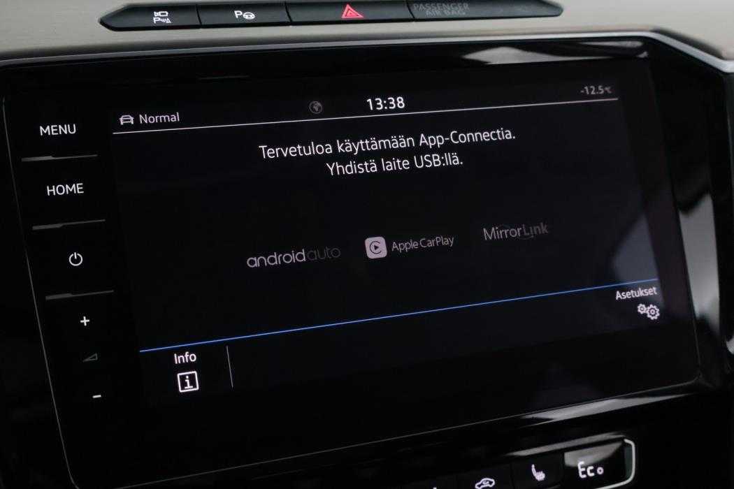 VOLKSWAGEN Passat 2018