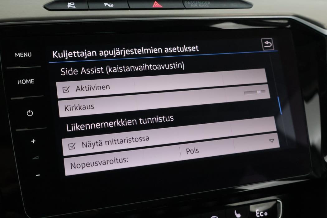 VOLKSWAGEN Passat 2018