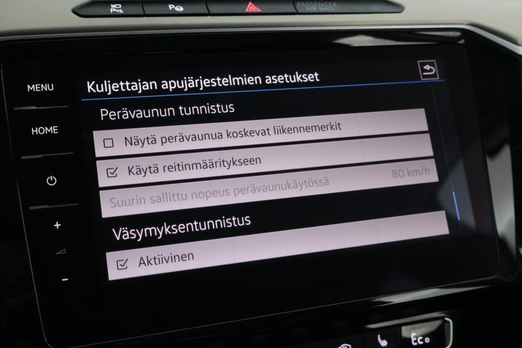 VOLKSWAGEN Passat 2018