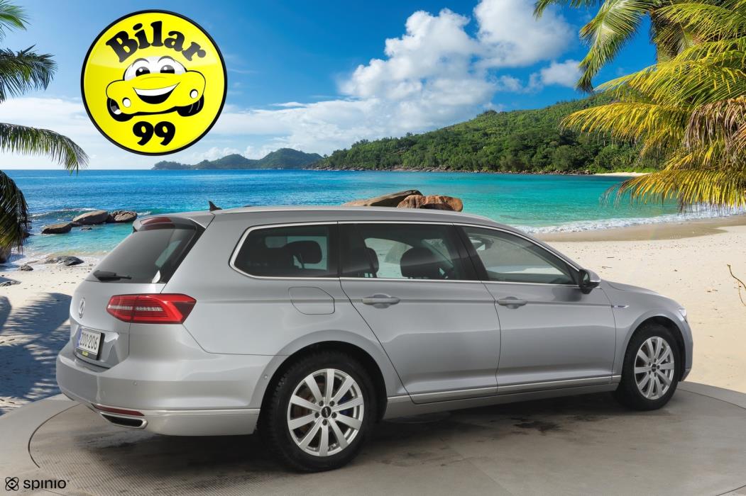 VOLKSWAGEN Passat 2018