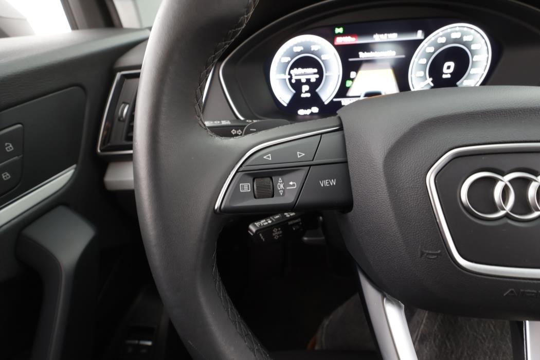 AUDI Q5 2023