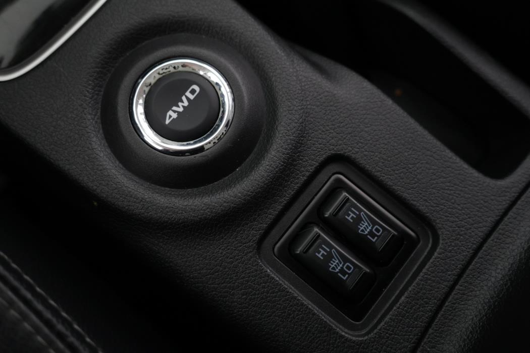 MITSUBISHI Outlander 2016