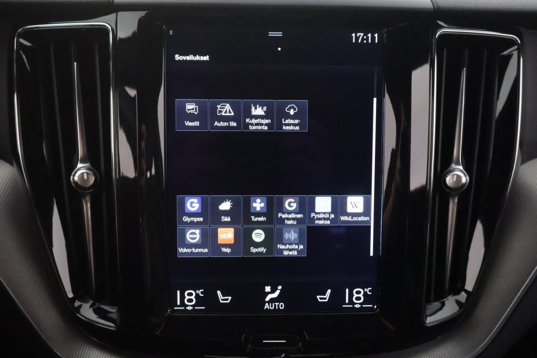 VOLVO XC60 2018