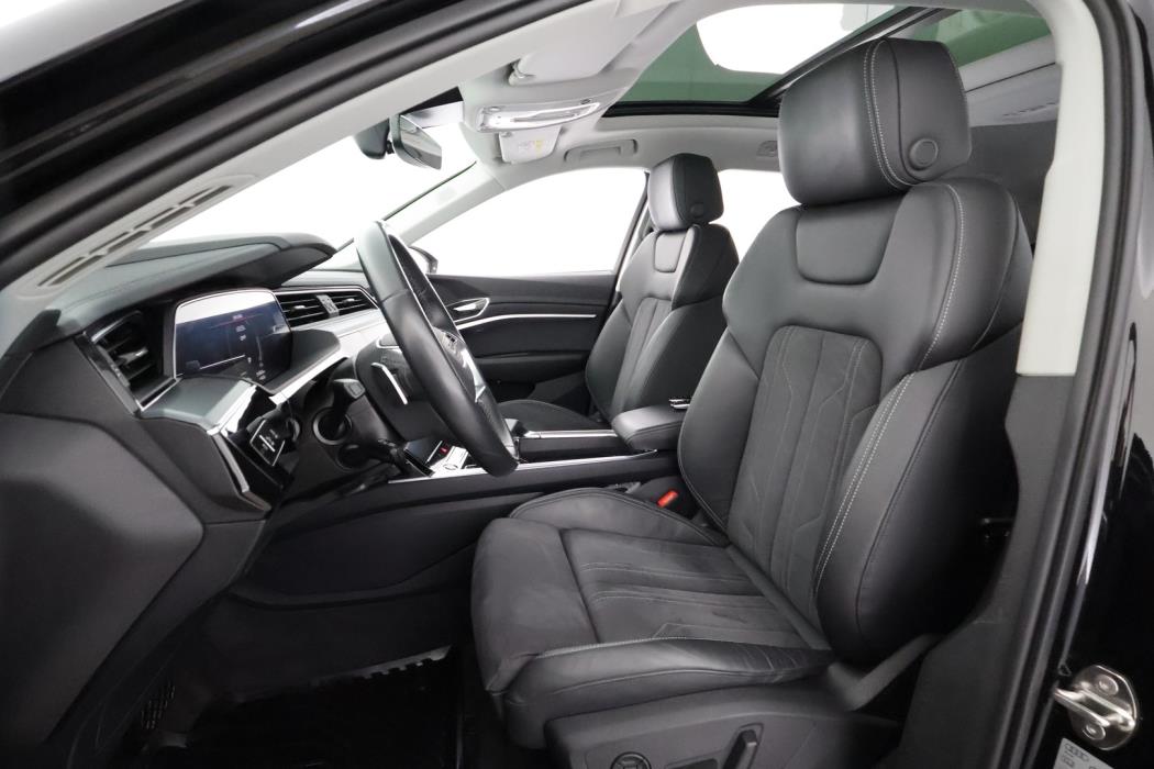 AUDI Q8 E-TRON 2024