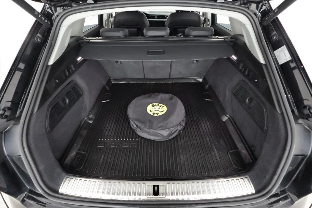 AUDI Q8 E-TRON 2024