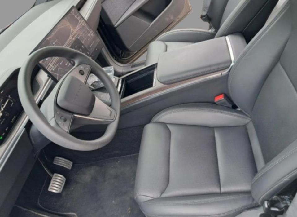 TESLA MODEL X 2025