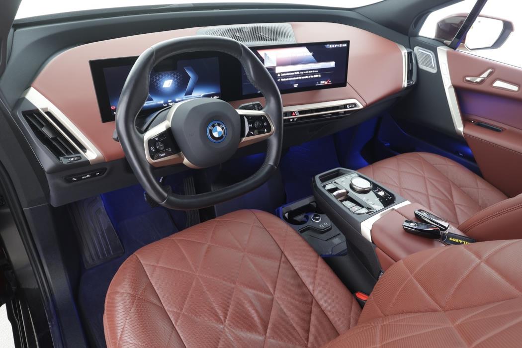 BMW iX M60 2023