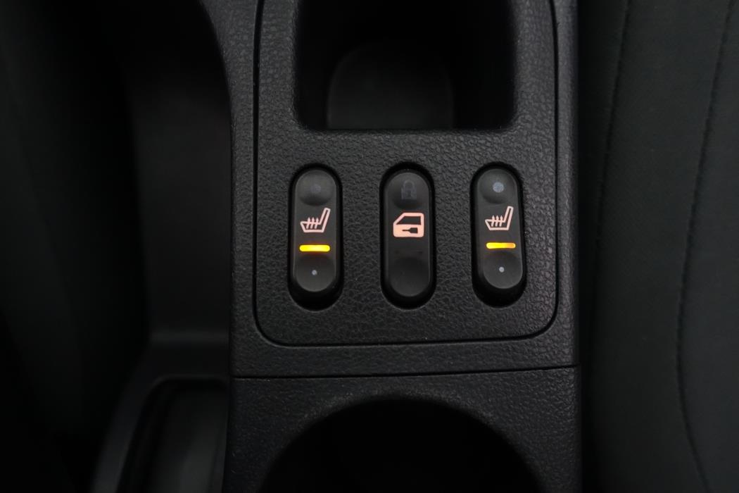 NISSAN Qashqai+2 2011