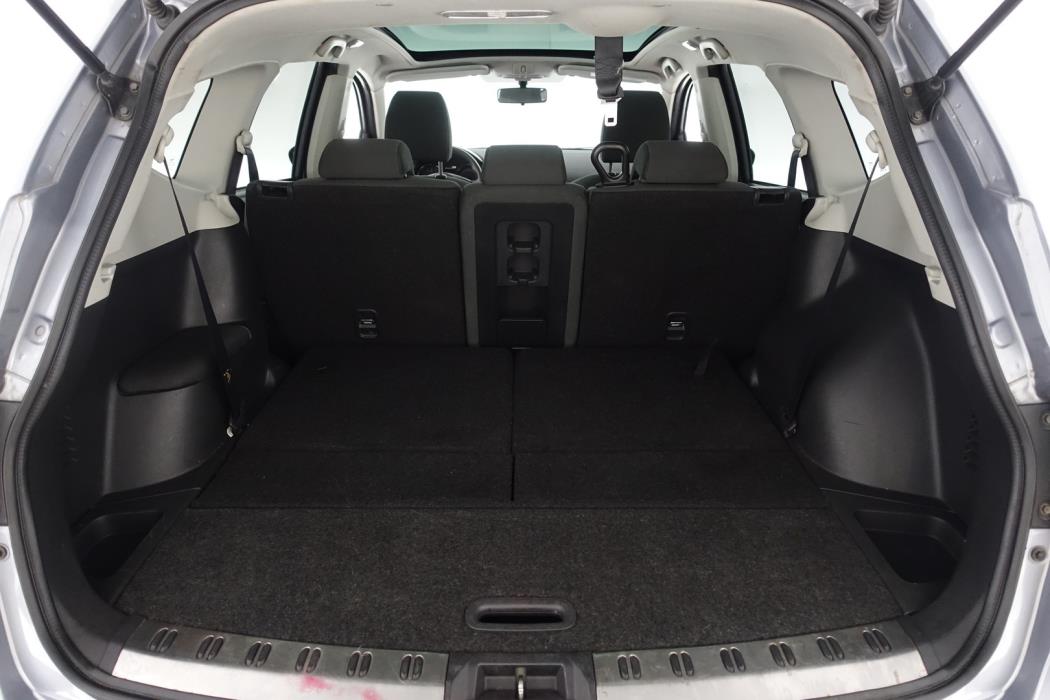 NISSAN Qashqai+2 2011