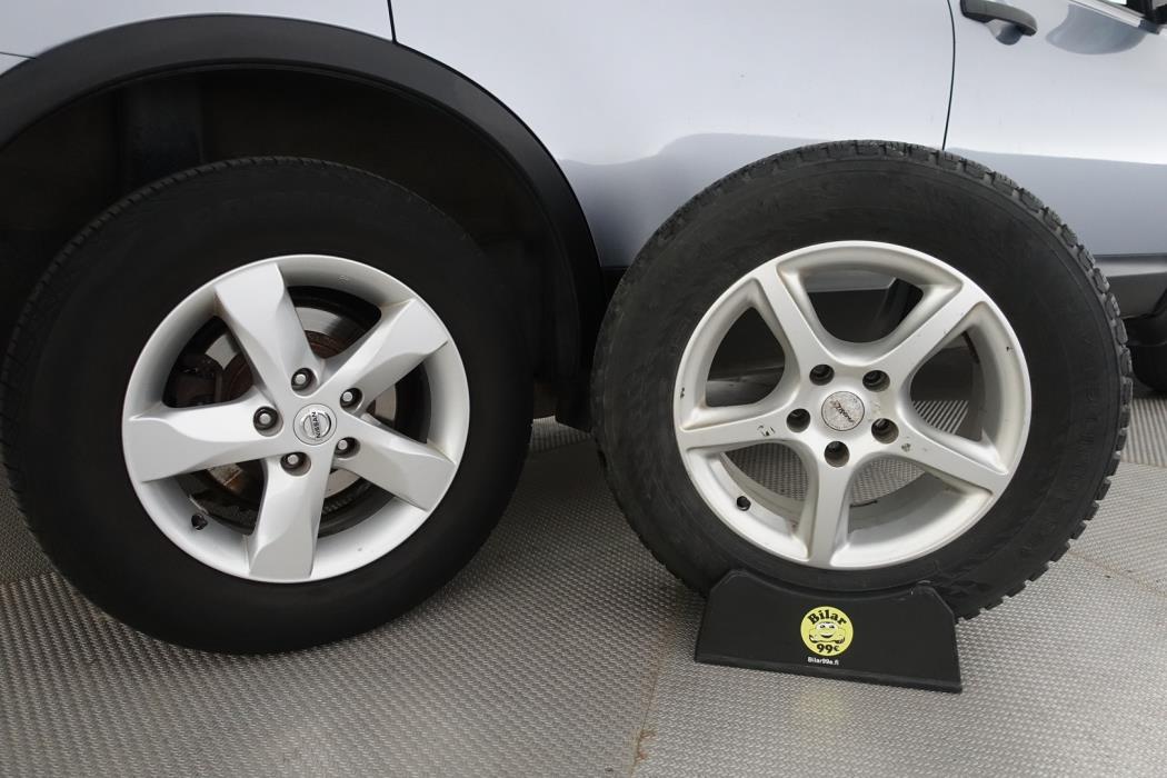 NISSAN Qashqai+2 2011