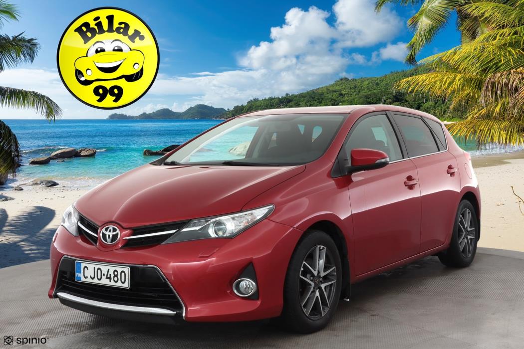 TOYOTA Auris 2015