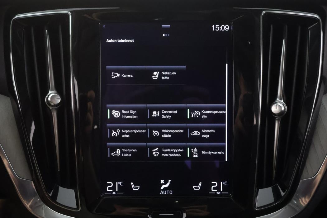 VOLVO V60 2021