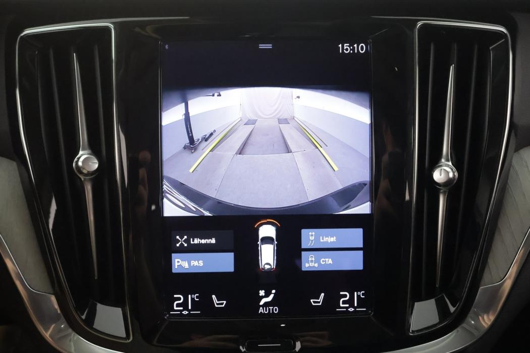 VOLVO V60 2021