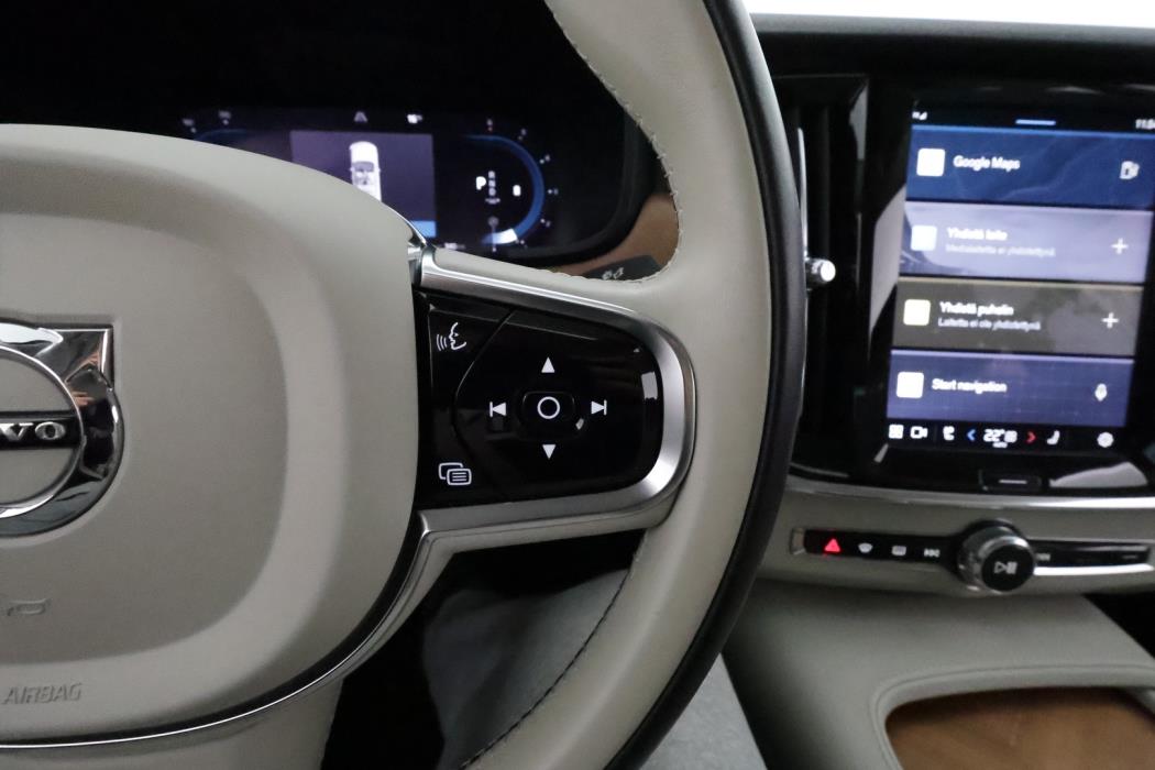 VOLVO S90 2022