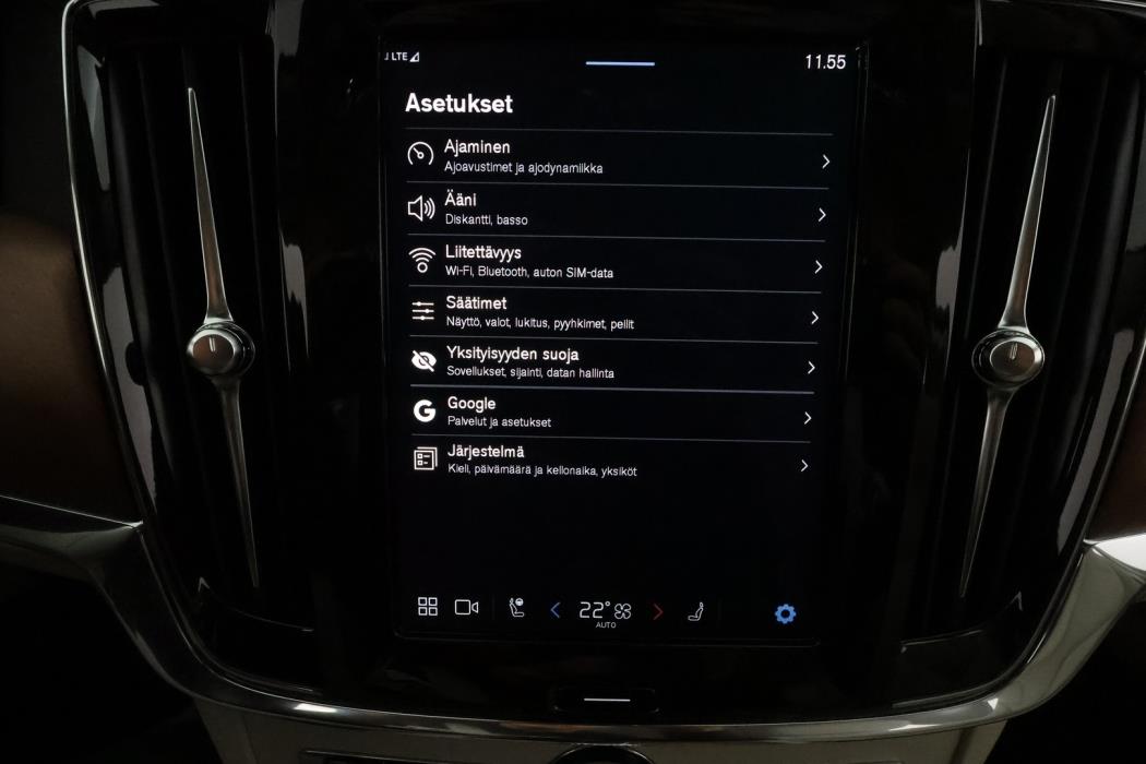 VOLVO S90 2022