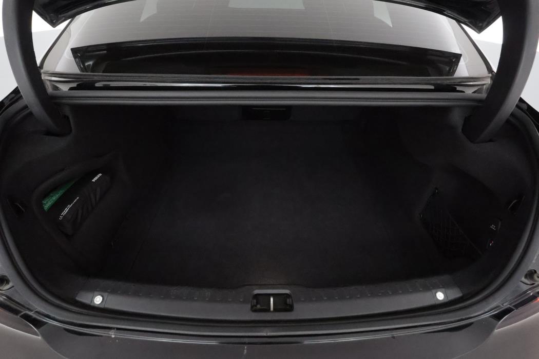 VOLVO S90 2022
