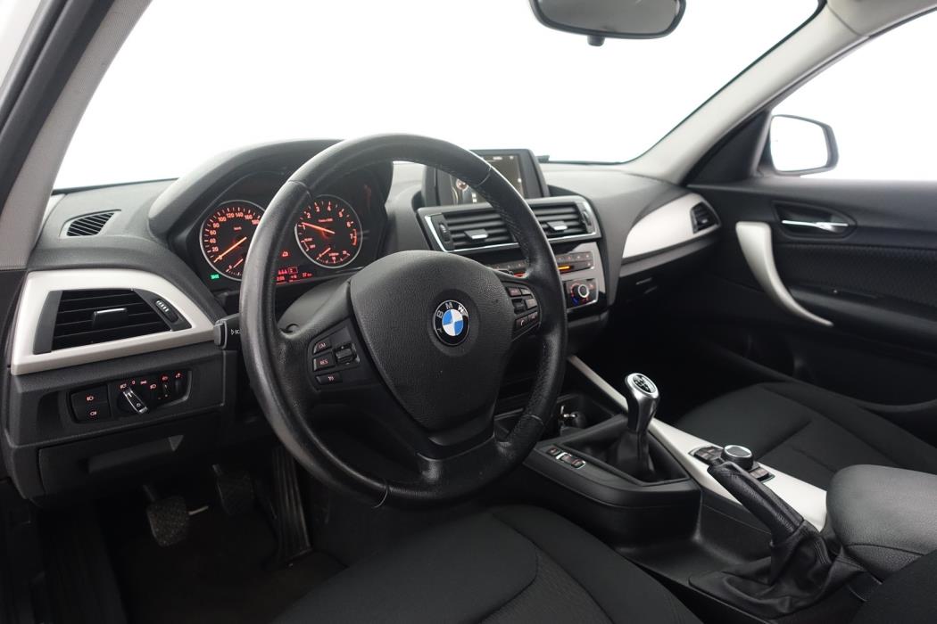BMW 118 2016
