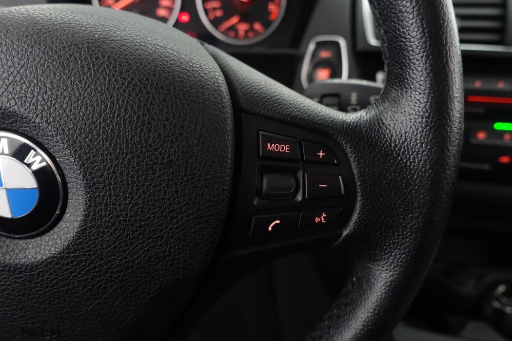 BMW 118 2016