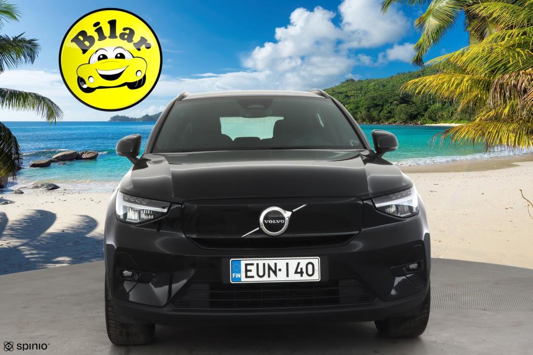 VOLVO XC40 2023
