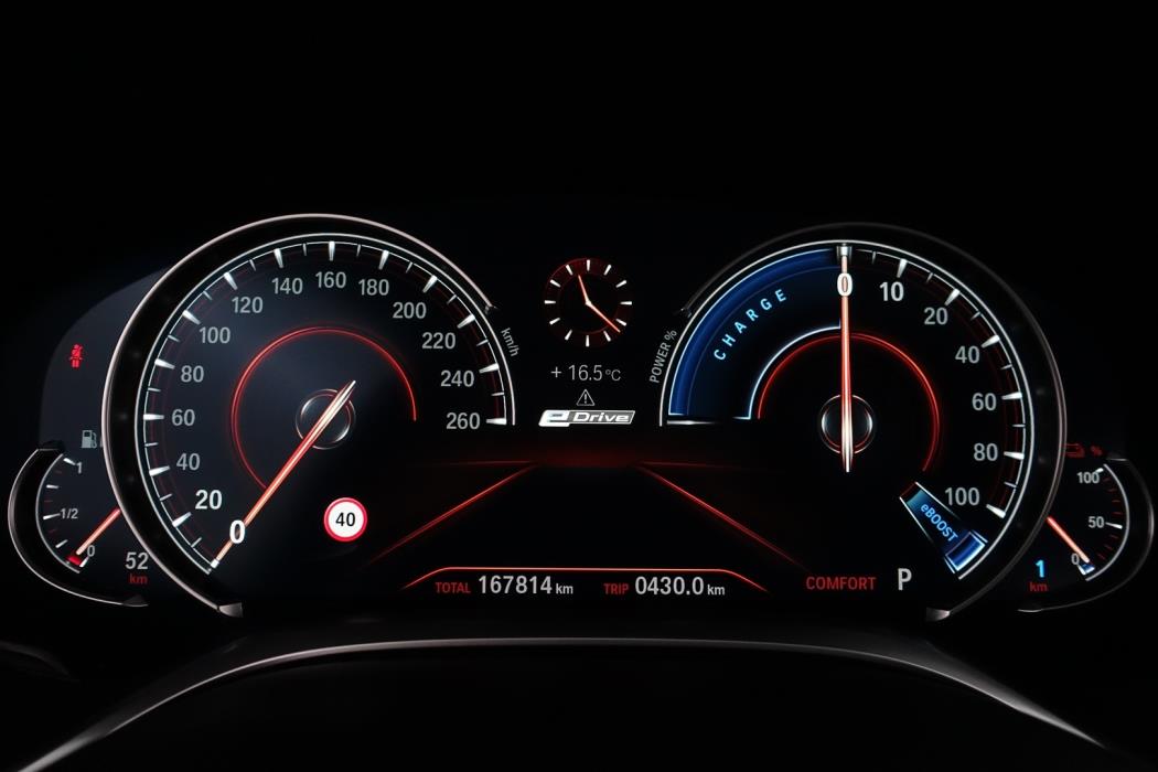 BMW 740 2017