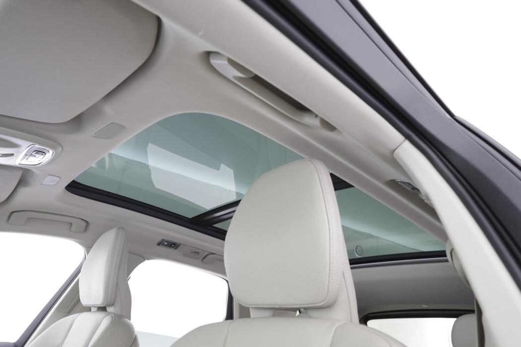 VOLVO XC60 2021