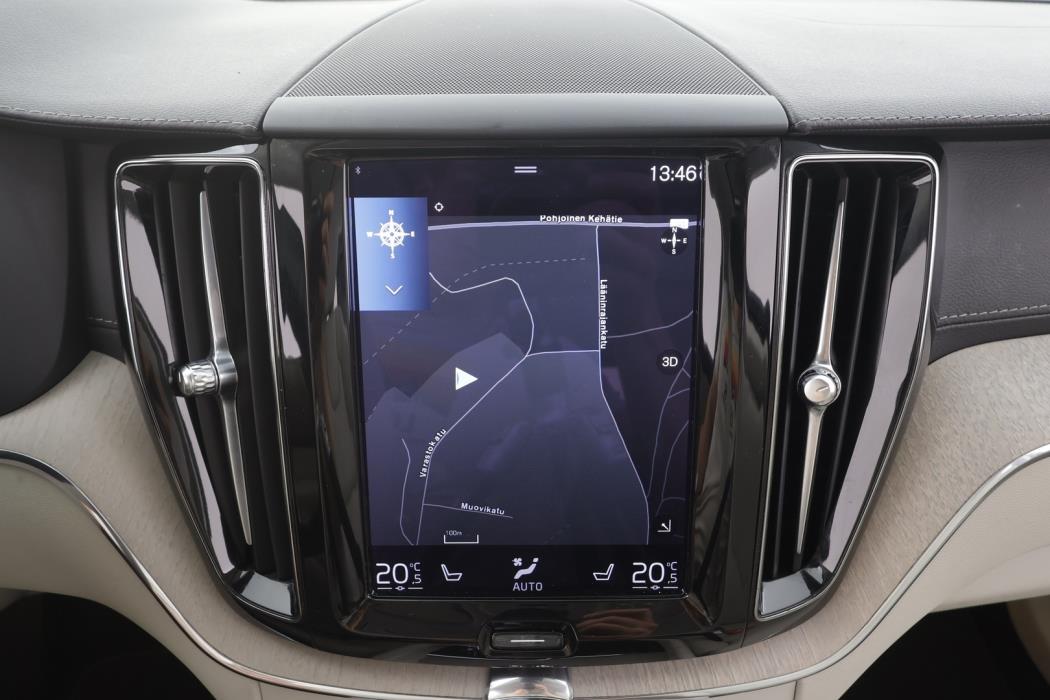 VOLVO XC60 2021