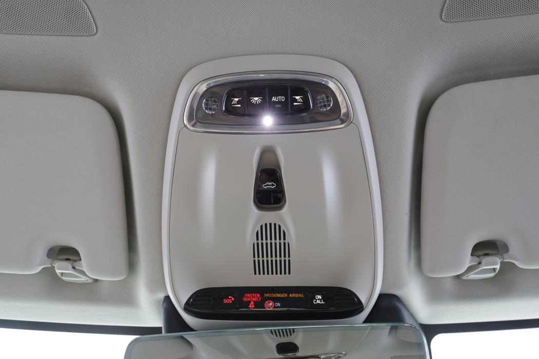 VOLVO XC60 2021