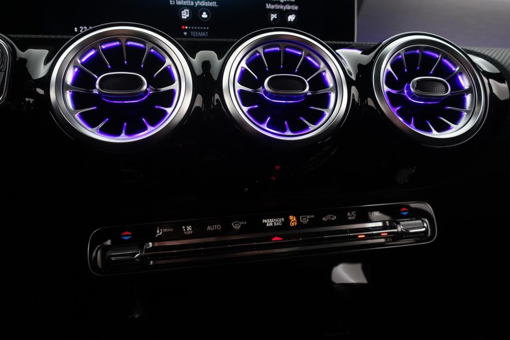 MERCEDES-BENZ CLA 2020
