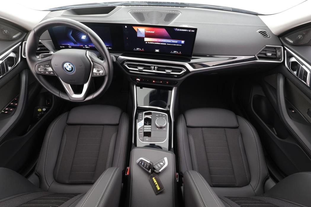 BMW i4 2023