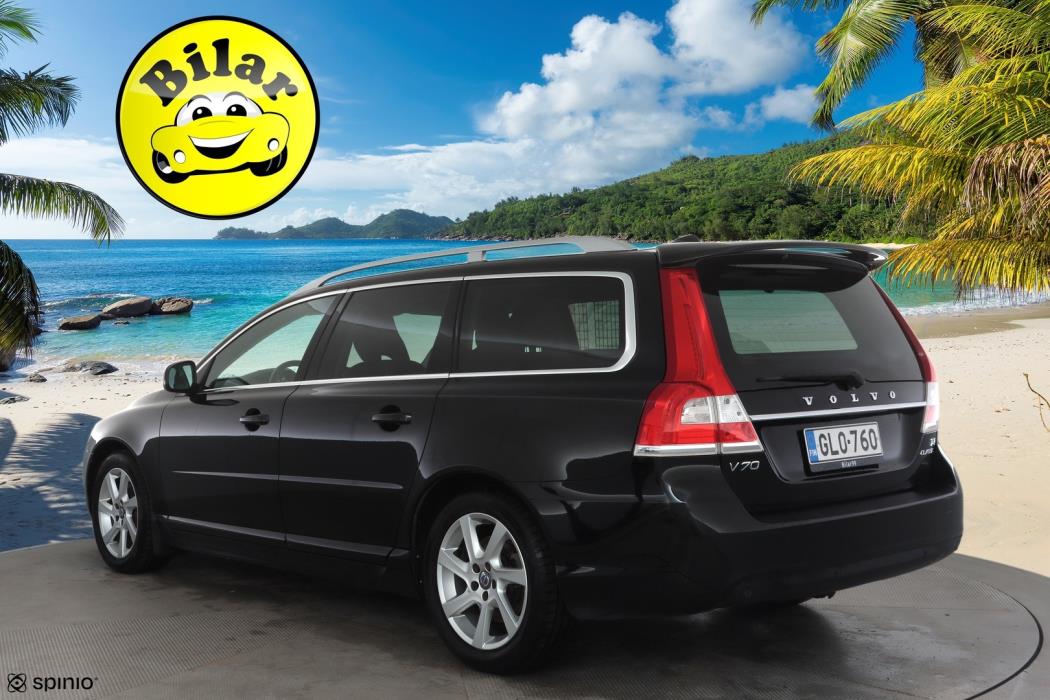 VOLVO V70 2015