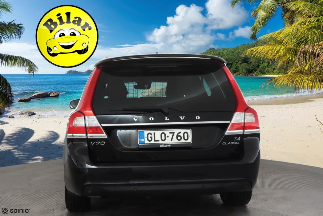VOLVO V70 2015