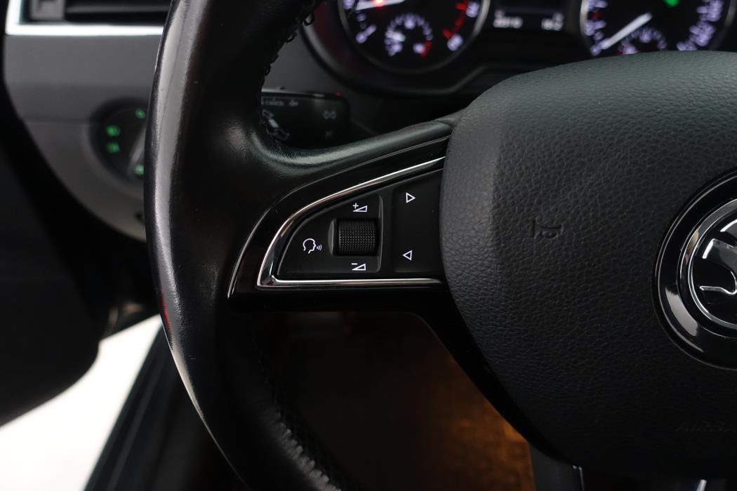 SKODA Octavia 2016