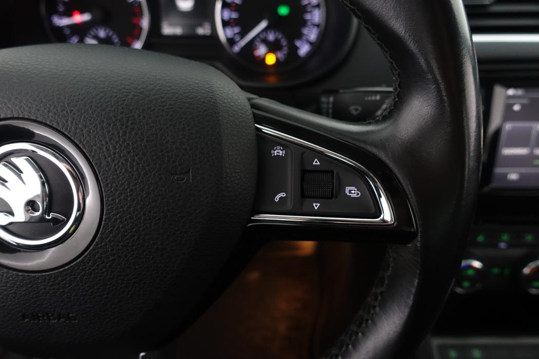 SKODA Octavia 2016
